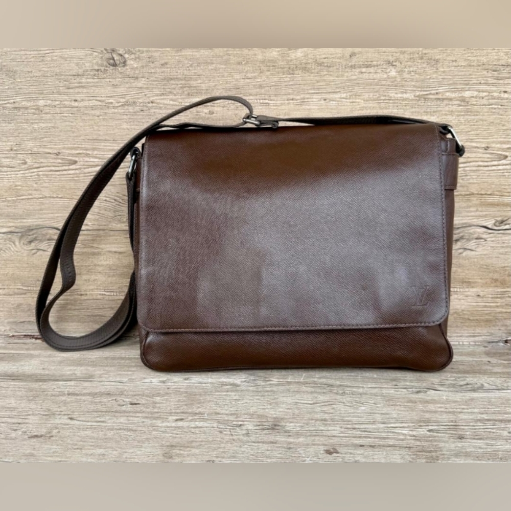 Louis Vuitton Tiaga Roman Grizzli